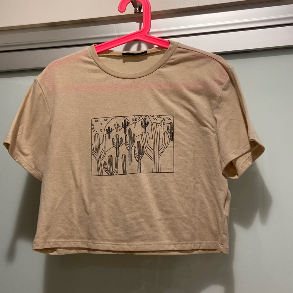 cute crop top with cactus graphic
